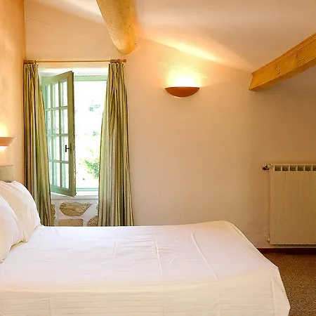 Hotel La Magnanerie De Bernas 3*