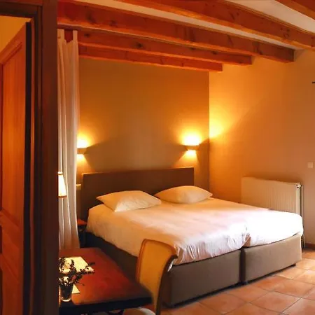 La Magnanerie De Bernas Hotel 3*