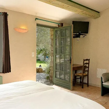 La Magnanerie De Bernas Hotel